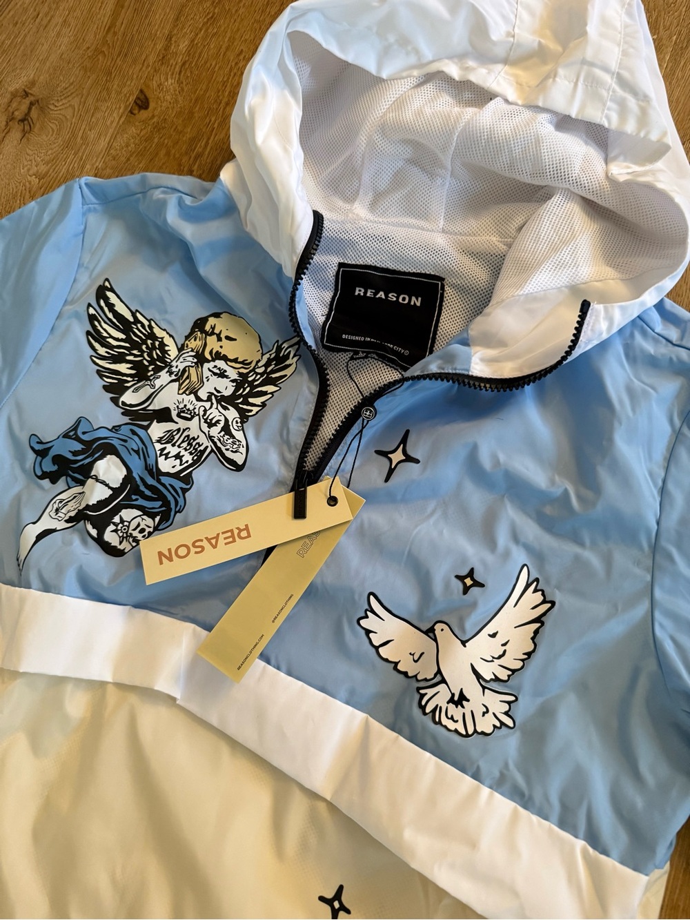 Los Angels  top or / light weight jacket and tee shirt